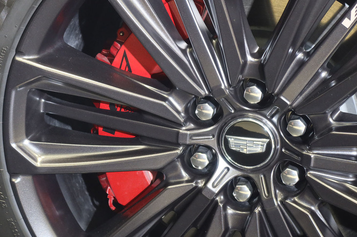 キャデラック・リリックV（フロントホイール）