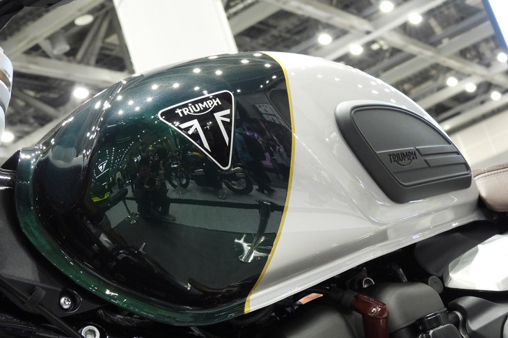 トライアンフ・スピードツイン1200カフェレーサーエディション