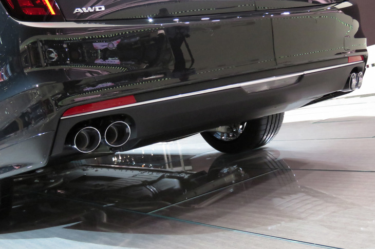 キャデラックCT6 V-SPORT（マフラー）