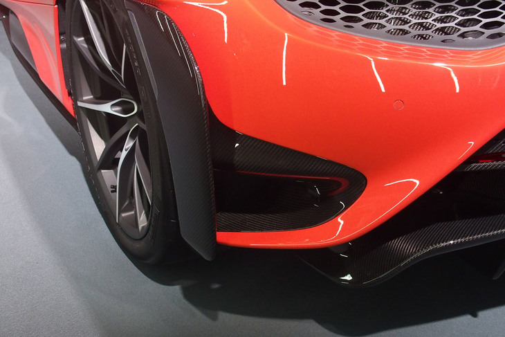 マクラーレン765LT（エクステリア）