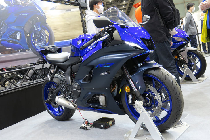 ヤマハYZF-R7