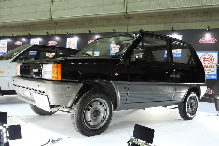 これもジウジアーロ氏の手になる、初代「フィアット・パンダ」（1980年）。