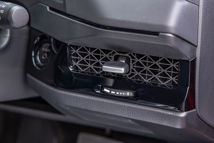 ホンダ・アコード（エアコンの吹き出し口）