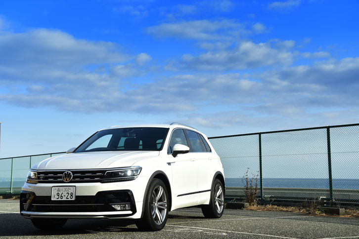 2017年1月に発売された新型「ティグアン」。従来型に比べてより力強さを感じさせるデザインとなった。