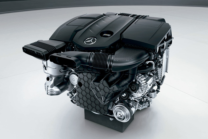 新開発の2リッター直4直噴ディーゼルターボエンジン。