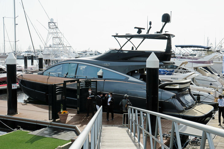 レクサスLY650（エクステリア）