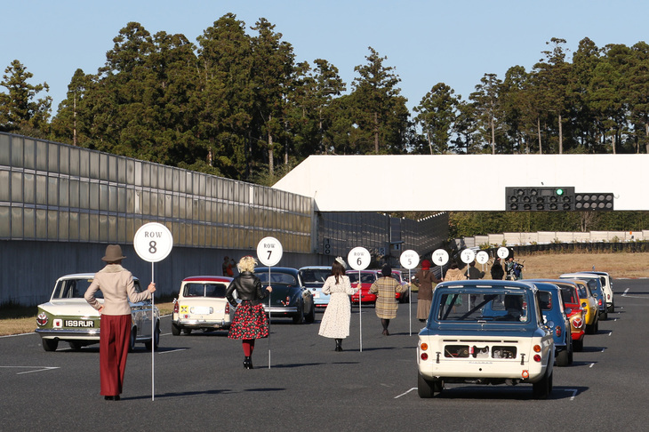 グリッド後方からの眺め。