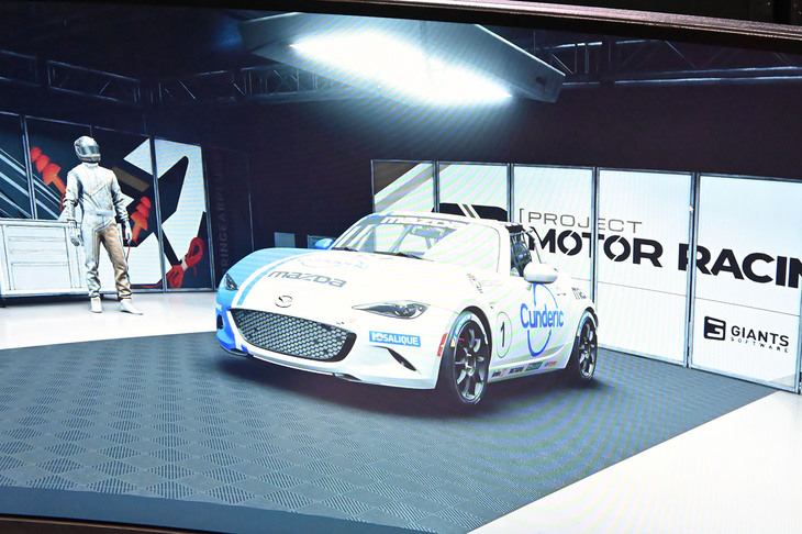 山野選手がセッティングした「マツダMX-5」の競技車両。