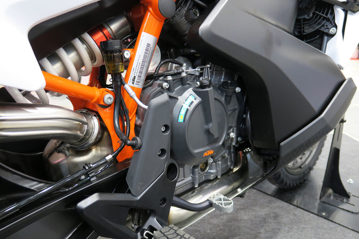 KTM 890アドベンチャーR（WP PRO COMPONENTS装着車）