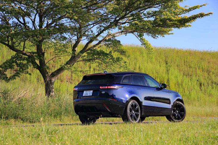 2017年夏に日本に上陸した「レンジローバー ヴェラール」。今回は2021年モデルとして登場したマイルドハイブリッド機構付きのディーゼル車に試乗した。