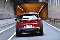 今回のマイナーチェンジでは、燃費のJC08モード値に変更はなかった。「XDツーリング Lパッケージ」（4WD/6AT、i-ELOOP装着車）は21.2km/リッター。