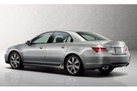 「レジェンド ユーロL」のリアビュー。