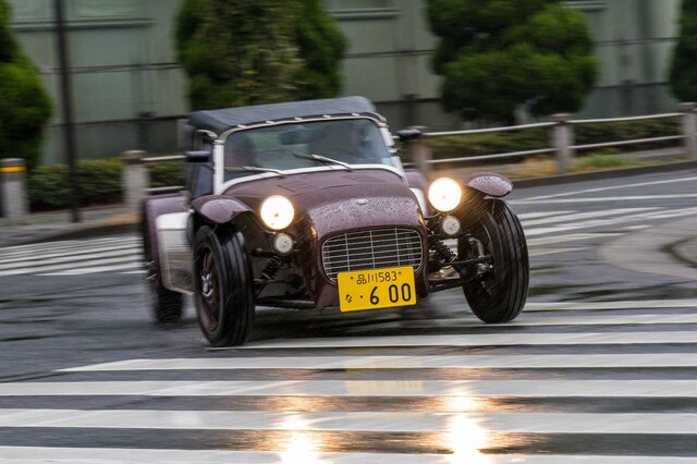 □011 スーパーセブン□ ケータハム・スーパーセブン600（FR/5MT）【試乗記】 進化する
