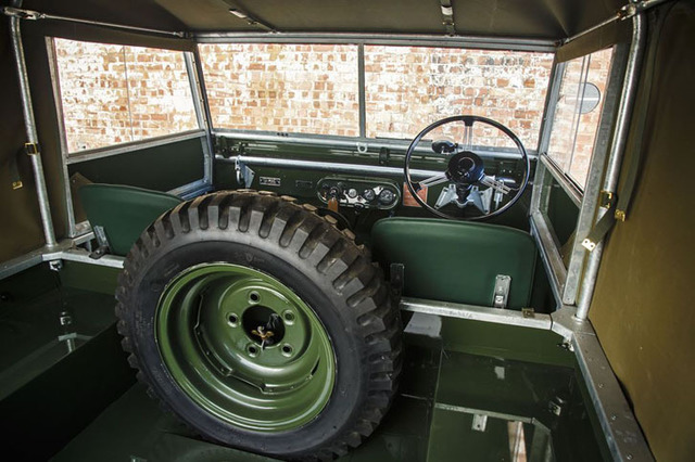 BRITAINSの高級ラインの忠実再現車 LAND ROVER　 シリーズ1 ランドローバー、シリーズ1を復元販売 【ニュース】 - webCG