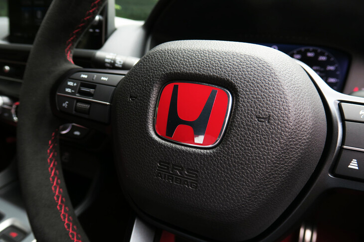 ホンダ・シビック タイプR（ステアリングホイール）