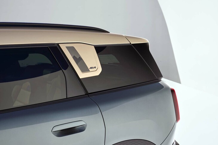 MINIカントリーマン（Cピラー）