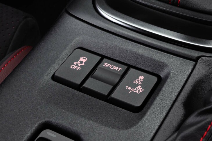 新たに設定されたMT車専用「SPORTモード」の選択スイッチ。