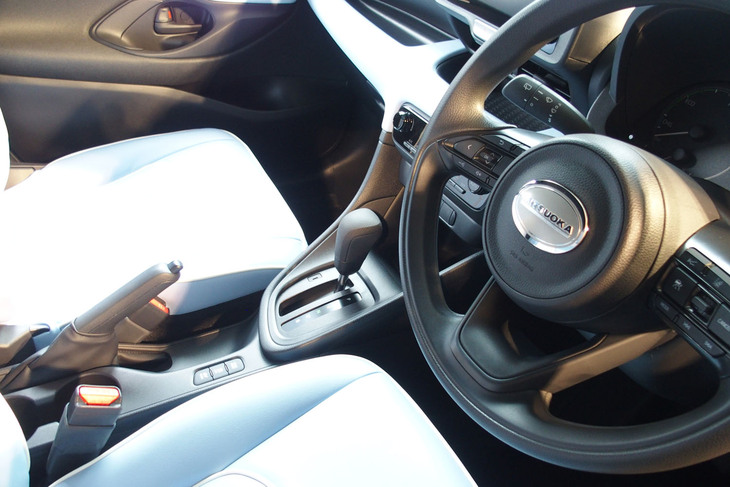 ミツオカ・ビュート ストーリー（ステアリングホイール）