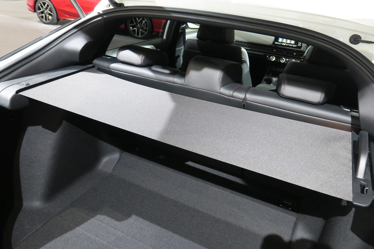 ホンダ・シビックEX（トノカバー）