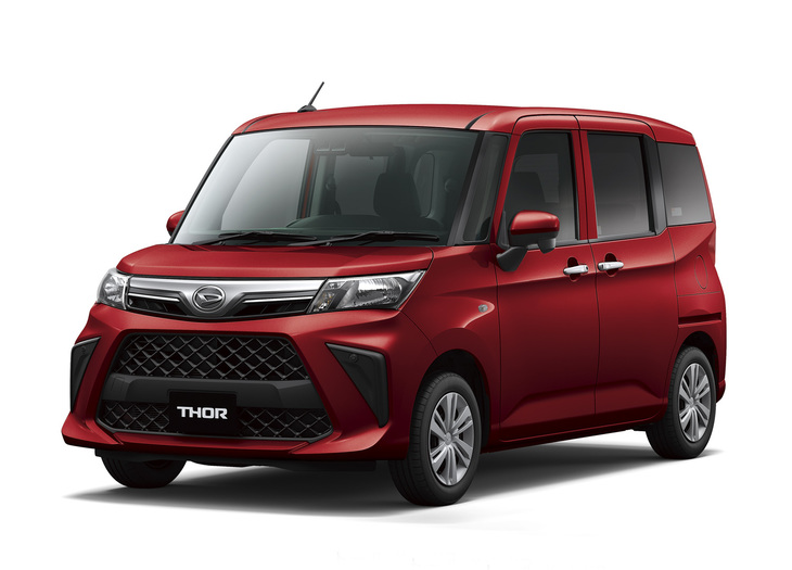 2016年に登場した「ダイハツ・トール」。「パッソ／ブーン」と同じ1リッター直3エンジンまたは同ターボ版を積んだ5人乗りのトールワゴン。「トヨタ・ルーミー」および「スバル・ジャスティ」はOEM供給モデル。やはりOEMモデルだった「トヨタ・タンク」は2020年に販売終了となった。