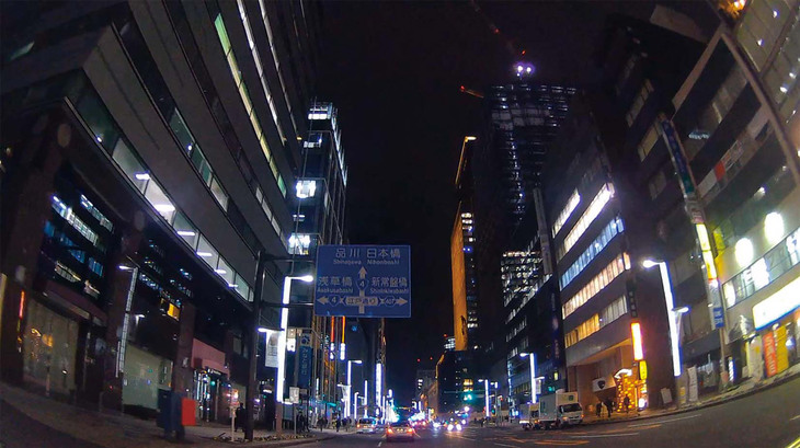 ソニー製STARVISの上級仕様CMOSセンサーを前後カメラに搭載したことで、これまで以上に優れた暗闇撮影・記録が可能になった。