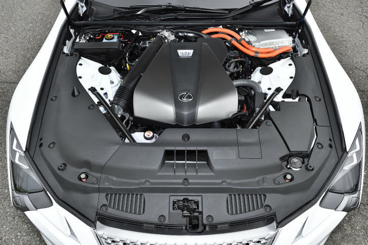 3.5リッターV6エンジンを中心に構成されるマルチステージハイブリッドシステム。システム最高出力は359psに達する。