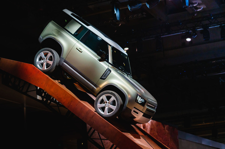 新型ランドローバー・ディフェンダー90