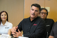 二輪事業の責任者であるスティーブ・メネト氏。品質の高さやブランドの持つ歴史などといった、インディアンの魅力を語った。