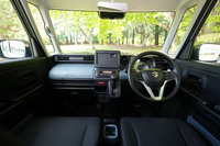 スズキからオシャレな軽商用車「スペーシア ベース」登場の画像