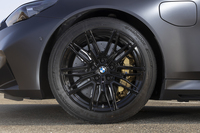 タイヤサイズはフロントが285/40ZR20でリアが295/35ZR21。この試乗車は「ハンコック・ヴェンタスS1 evo Z」を履いていた。