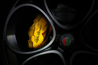 「アルファ・ロメオ・ステルヴィオ」の限定車「ヴィスコンティエディション」登場の画像