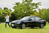 筆者が所有するエリート特急号こと「BMW 320d」。