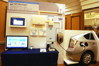 充電インフラが整備された住宅のイメージ。より安全なPHVライフのために、トヨタでは専用回線やAC200Vの専用コンセント、漏電ブレーカーなどの設置を推奨している。