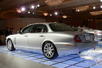 【写真上下】「ジャガーXJ 4.2Executive」