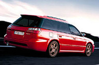 スバル「レガシィ」にポルシェデザインの「BLITZEN」の画像