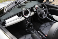 MINIクーパーS ロードスター（FF/6AT）【試乗記】の画像