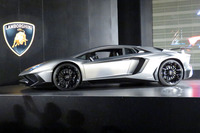 「アヴェンタドールLP750-4 スーパーヴェローチェ ロードスター」