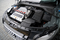 アウディTTクーペ 3.2 クワトロ（4WD/2ペダル6MT）【ブリーフテスト】の画像