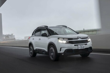 「シトロエンC5エアクロスSUV」にプラグインハイブリッドモデル（PHEV）が追加設定された。先に上陸してい...
