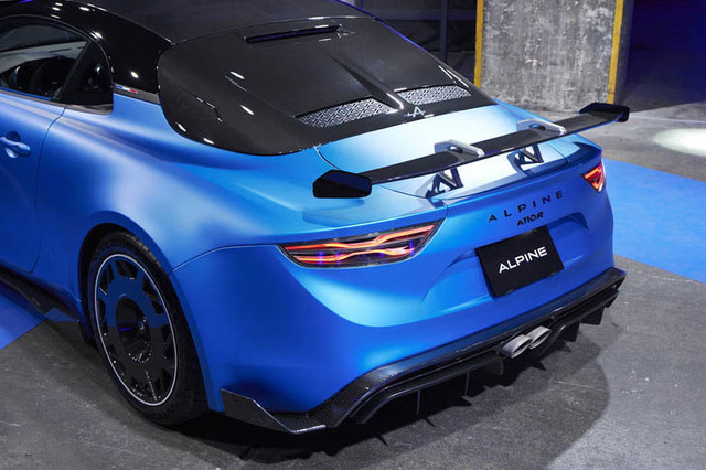 ターボーレーシング　車　青モデル 1/76 C64 Blue Drift Car［ 1/76スケール C64ブルー ドリフト