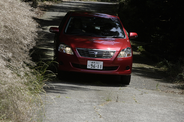 トヨタ・プレミオ1.5F（FF/CVT）【ブリーフテスト】 トヨタ・プレミオ 