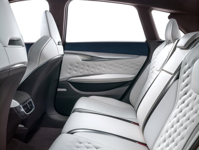 インフィニティQX50コンセプト（インテリア）