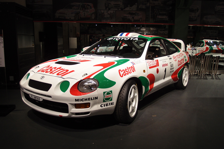 「トヨタ・セリカGT-Four」（ST205）。写真は、1995年のコルシカラリーで優勝したマシンのレプリカ。