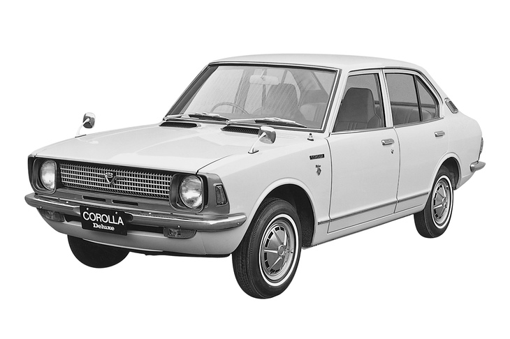 佐々木紫郎が主査として開発した2代目「カローラ」。初代よりひとまわりサイズアップしたボディーが特徴で、1970年に登場した。