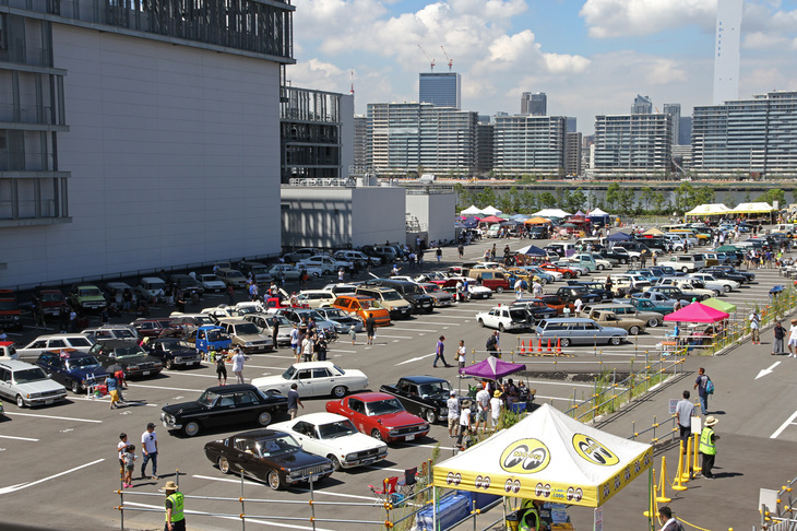 俯瞰（ふかん）した会場風景。