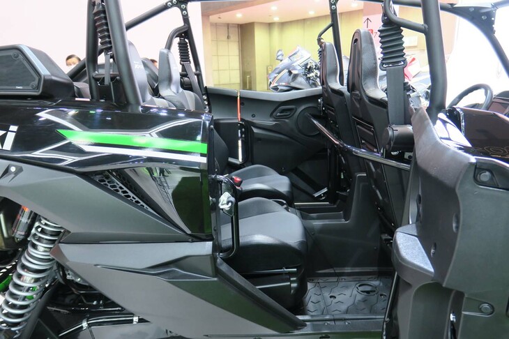 カワサキ・テリックスKRX4 1000