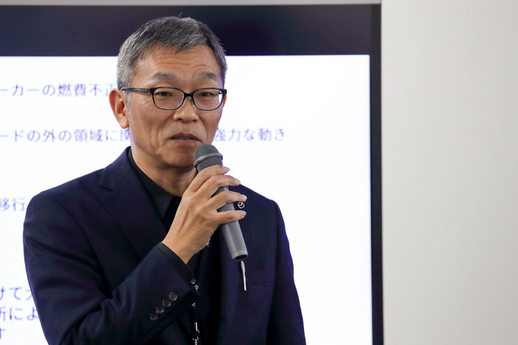 マツダのパワートレイン開発本部 本部長の中井英二氏。