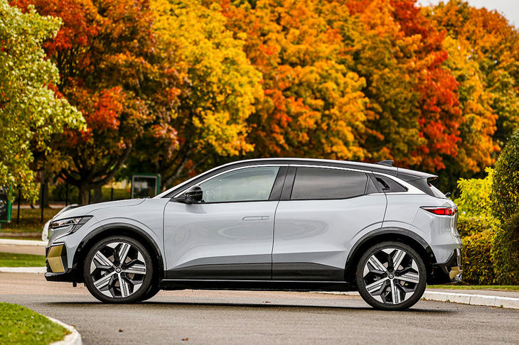 新しい「メガーヌ」は欧州では2023年の2月からオーダーが可能で、3月にデリバリーが始まる予定だ。