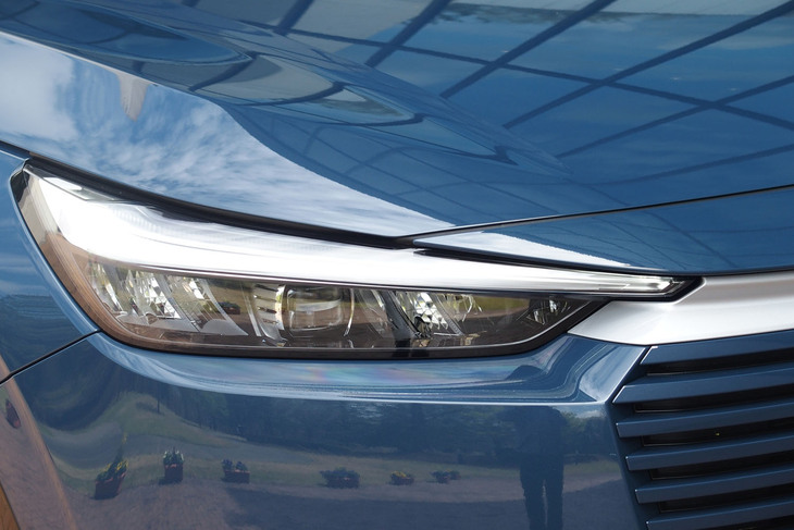 ホンダ・ヴェゼルe：HEV Z PLaYパッケージ（ヘッドランプ）