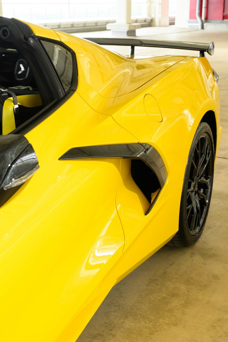 シボレー・コルベット イエロージャケットエディション（写真：ゼネラルモーターズ・ジャパン）